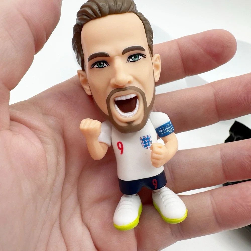 Zuru Ballers 2026 FIFA World Cup RARE Soccer Harry Kane England Figure